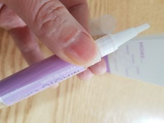 뷰젤 매직케어 네일솔루션 손발톱 보습 영양제 펜슬타입 5ml — 5점을 준 리뷰어가 2022년 4월 올린 사용 사진