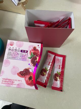 헬스업_쁘띠쁘띠석류콜라겐젤리_20g x 14포 — 5점을 준 리뷰어가 2021년 3월 올린 사용 사진