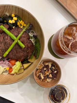 코끼리 더 샐러드 카페 뚝섬점 [코끼리 더 샐러드 카페] 공팔리터 set 뚝섬유원지점 — 5점을 준 리뷰어가 2022년 1월 올린 사용 사진