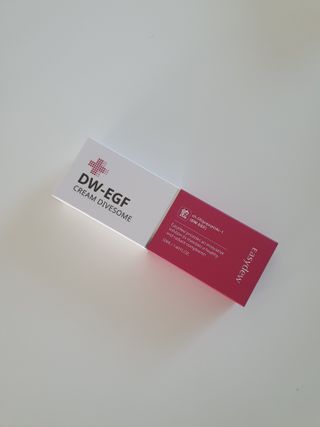 이지듀 DW-EGF 크림 다이브좀_콜라겐이 쏙쏙, 탄력피부로 다이빙 — 5점을 준 리뷰어가 2021년 2월 올린 사용 사진