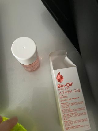 바이오오일 [바이오-오일] 스킨케어 오일 내추럴 60ml — 5점을 준 리뷰어가 2021년 6월 올린 사용 사진