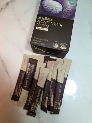 슬림플래닛 차전자피 식이섬유 이지아웃 — 5점을 준 리뷰어가 2021년 9월 올린 사용 사진