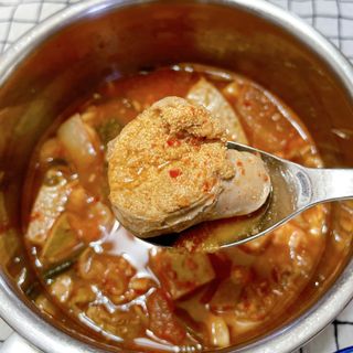 소담스퀘어 상암 궁중해물탕조씨집 백년가게 조씨집 팔뚝탕1인분550g — 4.5점을 준 리뷰어가 2022년 12월 올린 사용 사진