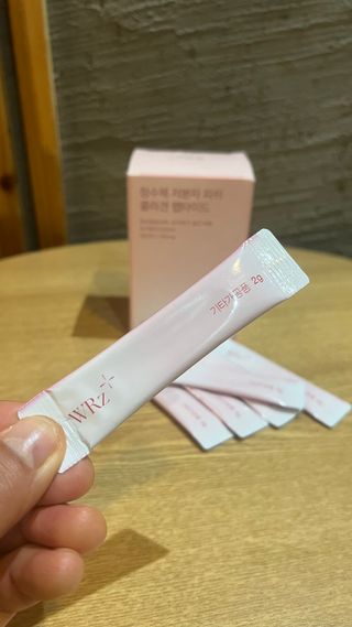 방방곳곳 청수체 콜라겐 — 5점을 준 리뷰어가 2022년 3월 올린 사용 사진