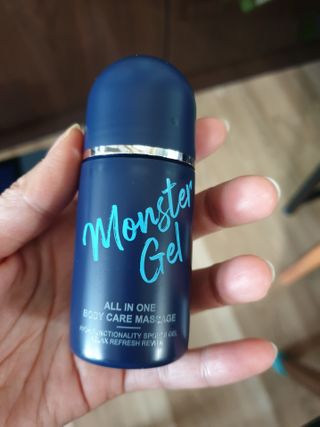 [바록스] 류현진 올인원 바디릴렉싱 몬스터겔 50ml — 4점을 준 리뷰어가 2021년 3월 올린 사용 사진