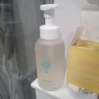 아미퓨어 [라이브] 피부장벽 강화를 위한 머랭 버블 클렌저 천연계면활성제로 온가족 사용가능 — 5점을 준 리뷰어가 2021년 7월 올린 사용 사진