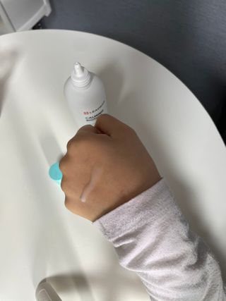 리더스코스메틱 리더스 카밍 바이오틱스 에센스 워터 — 5점을 준 리뷰어가 2021년 3월 올린 사용 사진