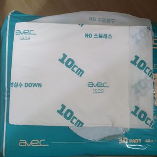 아베크 펫 와이드 프리미엄 대형 애견 강아지 배변 패드 30매 1팩 80g — 5점을 준 리뷰어가 2021년 7월 올린 사용 사진