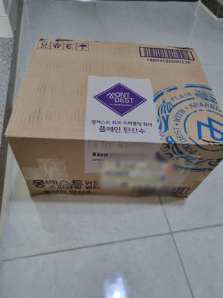 몽베스트 Montbest with Sparkling water Plain 20병 — 5점을 준 리뷰어가 2022년 6월 올린 사용 사진