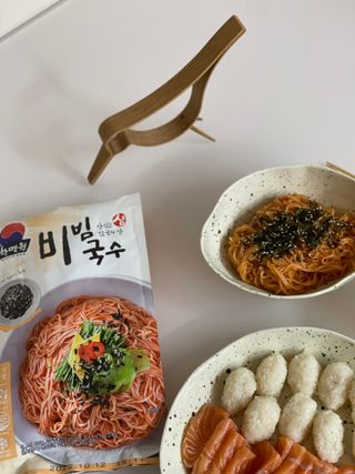 [한면원] 비빔국수 2인분 — 5점을 준 리뷰어가 2022년 8월 올린 사용 사진
