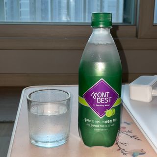 몽베스트 Montbest with Sparkling water Lime20병 — 5점을 준 리뷰어가 2023년 3월 올린 사용 사진