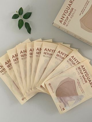 애니가드 셋업마스크 4컬러 각 10매입 [크리미베이지, 캐시미어로즈, 초콜렛브라운, 미드나잇네이비] — 5점을 준 리뷰어가 2022년 2월 올린 사용 사진