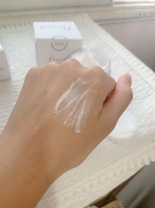 플레라디 에델바이스 인리치드 머랭 크림 — 4점을 준 리뷰어가 2021년 8월 올린 사용 사진