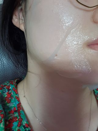 닥터마시멜로 닥터마스멜로 마블러스 아쿠아 클리닉 마스크 — 5점을 준 리뷰어가 2021년 5월 올린 사용 사진