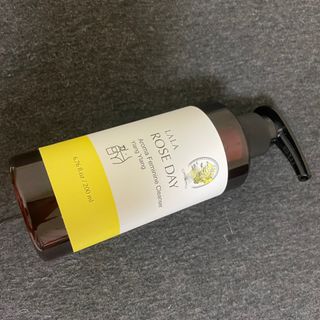 라라로즈데이 시즌2 여성청결제 200ml 아로마 페미민 클렌저, 독일더마인증 — 5점을 준 리뷰어가 2021년 9월 올린 사용 사진