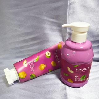 [후르디아] 과즙 뿜뿜_모과 바디워시+바디에센스 세트 — 5점을 준 리뷰어가 2021년 2월 올린 사용 사진