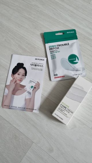 닥터플리너스 제트 큐어 크림 30ml + 제로 트러블 패치 9EA — 5점을 준 리뷰어가 2022년 3월 올린 사용 사진