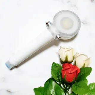 바디빔 더블클린 비타 샤워기 — 5점을 준 리뷰어가 2021년 11월 올린 사용 사진