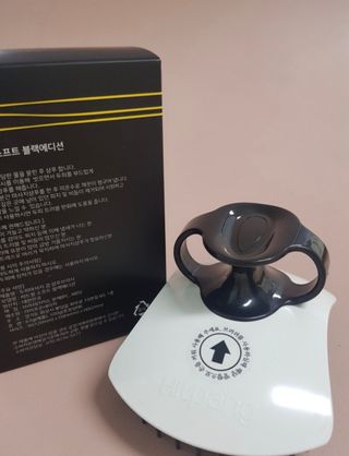 온가족 시원한샴푸 깨끗한두피 샴푸브러쉬 두피스케일링 히트팡블랙에디션 — 5점을 준 리뷰어가 2021년 8월 올린 사용 사진