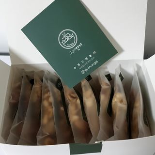 [그래한끼] 무설탕/저당 시리얼타입 수제그래놀라 (40gX10개) — 5점을 준 리뷰어가 2022년 6월 올린 사용 사진