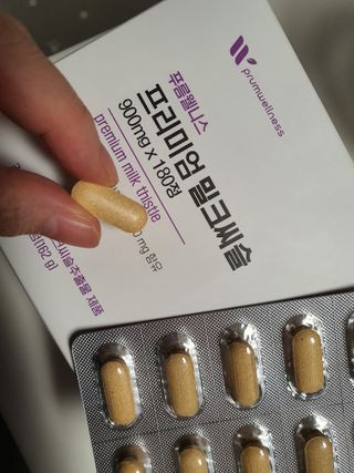 [푸름웰니스] 프리미엄 밀크씨슬 (900mgX180정) — 5점을 준 리뷰어가 2022년 4월 올린 사용 사진