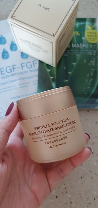 Dr.느루벗 느루벗 링클 솔루션 콘센트레이트 스네일 탄력 달팽이 크림 80g — 4점을 준 리뷰어가 2021년 2월 올린 사용 사진