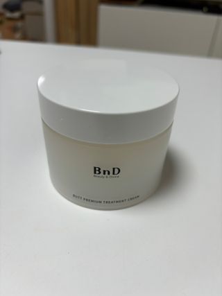비엔디 프리용[한/영]BnD 바디 주름개선 엉덩이크림 — 5점을 준 리뷰어가 2024년 10월 올린 사용 사진