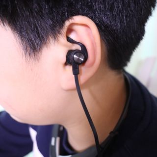 올인원 스마트귀마개 이어폰 뉴올톡 올인원 스마트 귀마개 이어폰 뉴올톡 — 5점을 준 리뷰어가 2021년 1월 올린 사용 사진