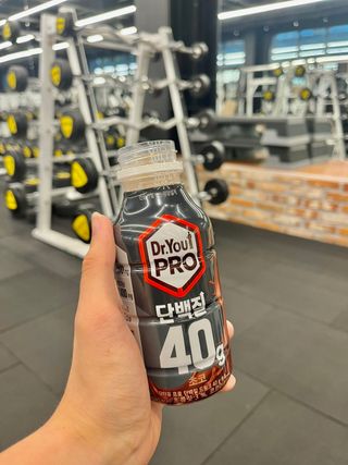 닥터유 프로 단백질 드링크 40g 초코 닥터유 프로 단백질드링크 40g 초코 — 5점을 준 리뷰어가 2024년 8월 올린 사용 사진