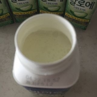 LIVE 매일바이오 알로에 드링킹 요거트 — 5점을 준 리뷰어가 2022년 4월 올린 사용 사진