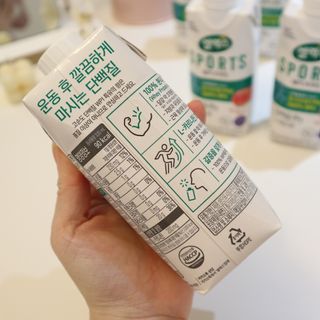셀렉스스포츠 셀렉스 스포츠 웨이 프로틴 복숭아_ 330ml x 12팩 — 4.5점을 준 리뷰어가 2021년 10월 올린 사용 사진