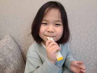 [이뮤니티플러스]우리아이 면역오키, 건강오키 _ 키즈오키 어린이홍삼 10포 1box — 5점을 준 리뷰어가 2022년 2월 올린 사용 사진