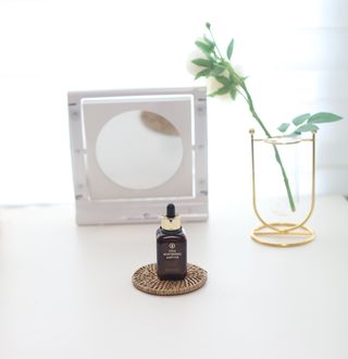 소담스퀘어 상암 솔포그 비타민 화이트닝 앰플 50ml 안티에이징 항산화 가미 잡티 트러블 세라마이드 — 5점을 준 리뷰어가 2022년 11월 올린 사용 사진