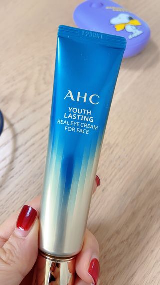 [NEW 탄력유턴 아이크림] AHC 유스 래스팅 리얼 아이크림 포 페이스 — 5점을 준 리뷰어가 2021년 2월 올린 사용 사진