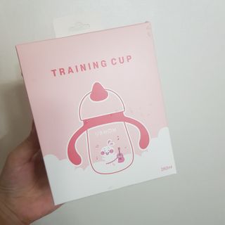 유비맘 트라이탄 코니빨대컵_컬러 랜덤 발송 — 5점을 준 리뷰어가 2021년 1월 올린 사용 사진