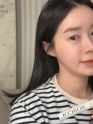 더소설 소설 블랙아이래쉬 세럼 10g(SOSEOL BLACK EYELASH SERUM 10g) — 5점을 준 리뷰어가 2023년 12월 올린 사용 사진