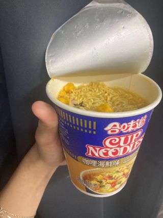 NISSIN 닛신 컵누들  4종 - 씨푸드오리지날, 씨푸드 스파이시, 씨푸드 커리, 씨푸드 XO소스 — 4.5점을 준 리뷰어가 2022년 11월 올린 사용 사진