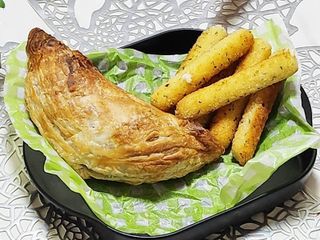 디케이식품(주) 고르곤졸라&모짜렐라 치즈스틱 400g — 5점을 준 리뷰어가 2023년 3월 올린 사용 사진