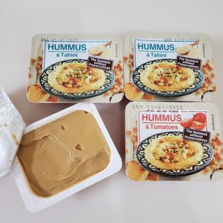 [유픽]간편하게 즐기는 고단백 상온보관 후무스 2종, 총 4개 토마토맛/타히니맛[올리브맛 제외] — 5점을 준 리뷰어가 2021년 3월 올린 사용 사진