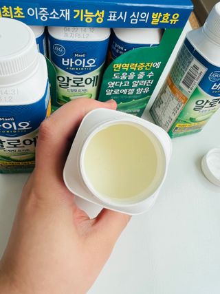 LIVE 매일바이오 알로에 드링킹 요거트 — 5점을 준 리뷰어가 2022년 4월 올린 사용 사진