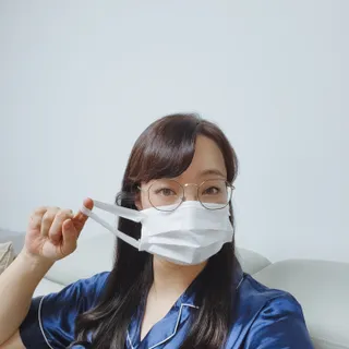 케이퓨리 KF80 덴탈 귀편한 숨쉬기편한 마스크 50매 — 5점을 준 리뷰어가 2022년 10월 올린 사용 사진