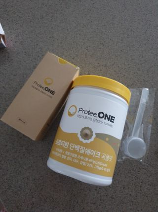 프로티원 단백질쉐이크 곡물맛 2주분 1통+보틀 — 5점을 준 리뷰어가 2021년 3월 올린 사용 사진