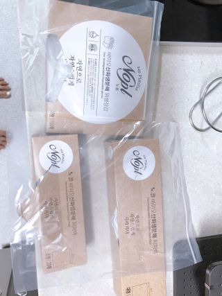 노플(NOPL) 노플 친환경 바이오 산화 생분해  항균 일회용 위생 비닐장갑 100매 + 지퍼백 소형, 대형 — 5점을 준 리뷰어가 2021년 9월 올린 사용 사진