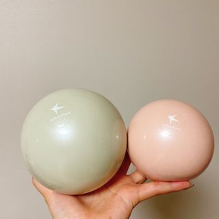 트라택 쿠셔닝 웨이트볼 0.5kg + 1kg SET — 5점을 준 리뷰어가 2022년 6월 올린 사용 사진