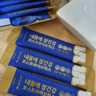 서울약사신협_내몸애장건강포스트바이오틱스_5gx100포 — 5점을 준 리뷰어가 2021년 11월 올린 사용 사진