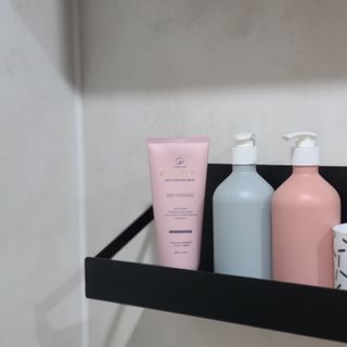 오투에니원 인컨보 바디 퍼퓸 크림 200ml — 4점을 준 리뷰어가 2023년 1월 올린 사용 사진