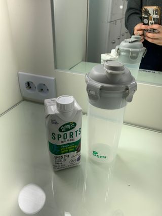 셀렉스스포츠 셀렉스 스포츠 웨이 프로틴 복숭아_ 330ml x 12팩 — 5점을 준 리뷰어가 2021년 4월 올린 사용 사진