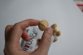 도이퉁 마카다미아 넛 90g  로얄 마카넛 오리지널 쏠트 허니 — 5점을 준 리뷰어가 2021년 3월 올린 사용 사진