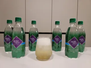 몽베스트 Montbest with Sparkling water Plain 20병 — 5점을 준 리뷰어가 2022년 10월 올린 사용 사진