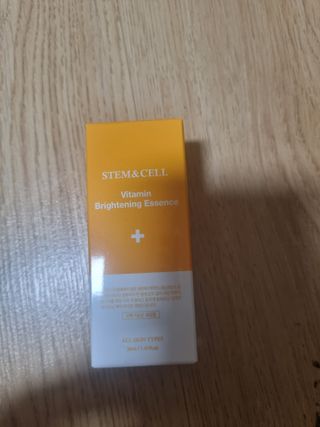체르엠 스템앤셀 비타민 브라이트닝 에센스 30ml 1개 — 5점을 준 리뷰어가 2021년 12월 올린 사용 사진